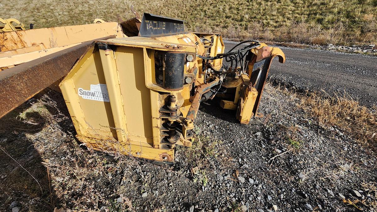 Used HLA 9-15 Extensible Plow