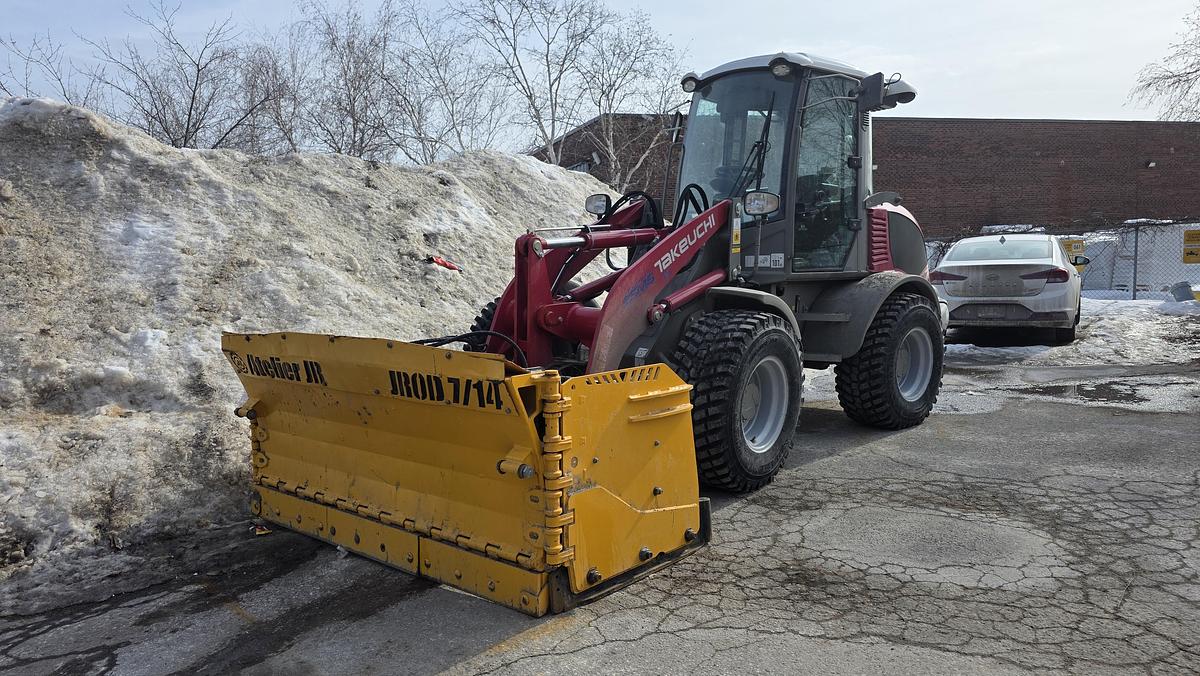 Used 2023 Takeuchi TW80