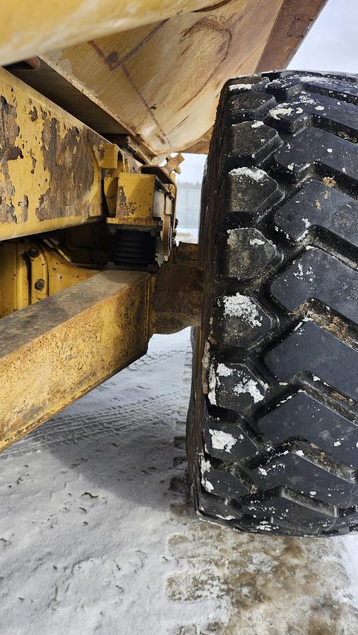 Used 2007 Caterpillar 730