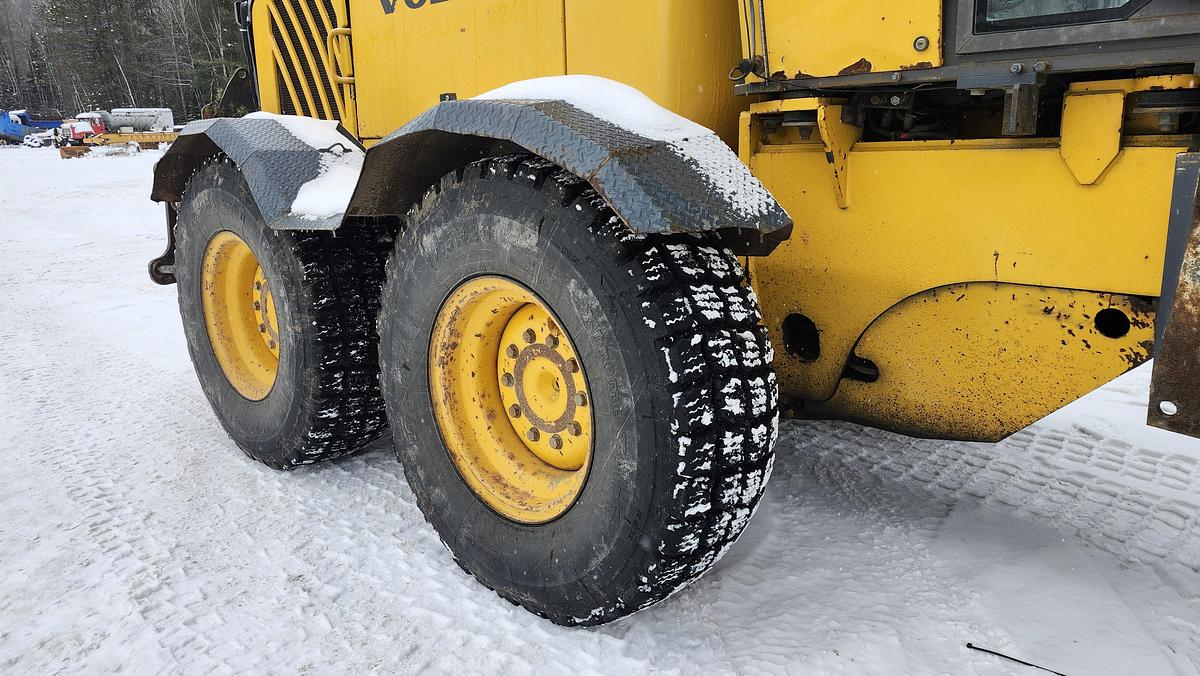 Used 2012 Volvo G970