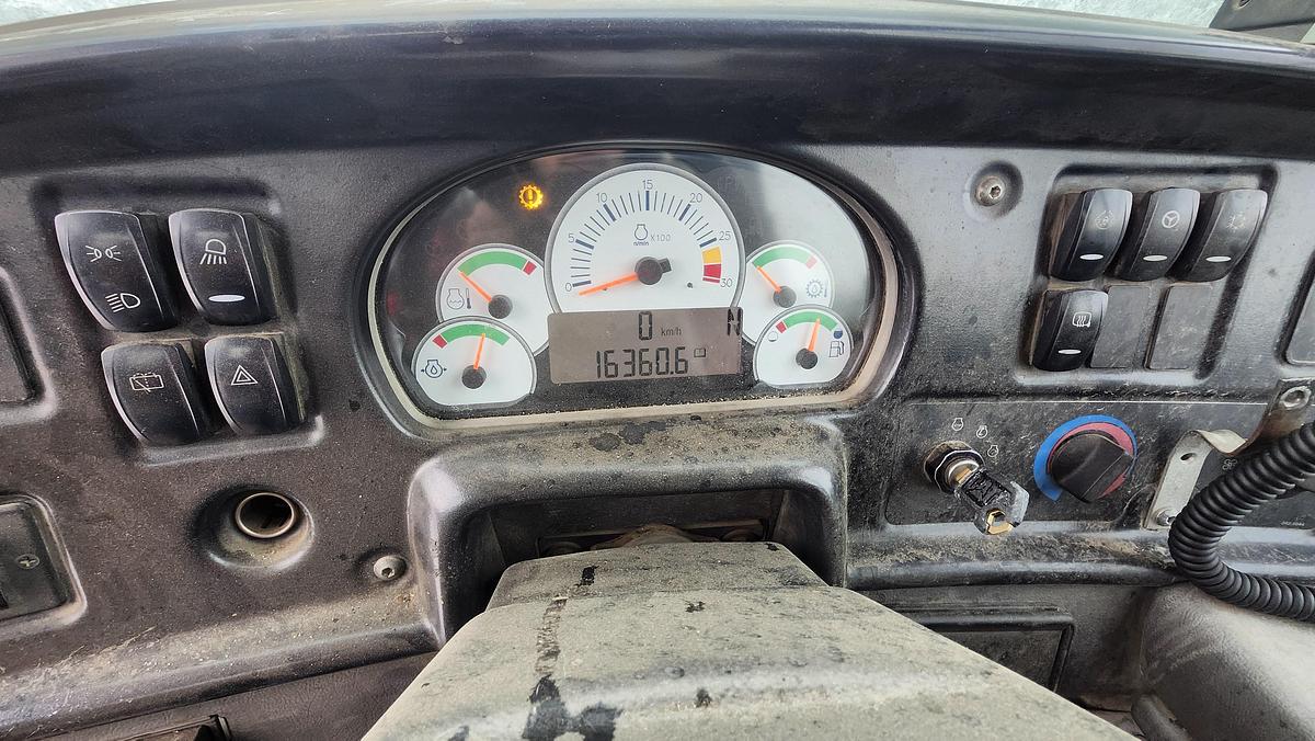 Used 2007 Caterpillar 730