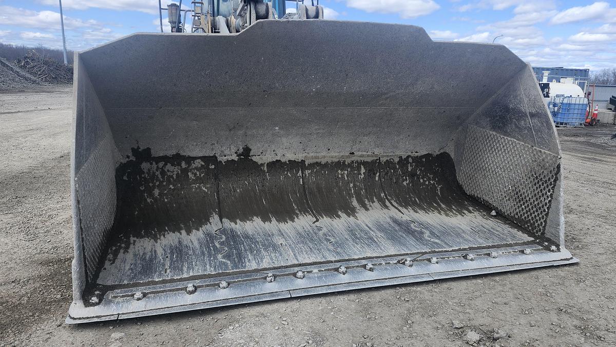 Used 2018 John Deere 844K-III