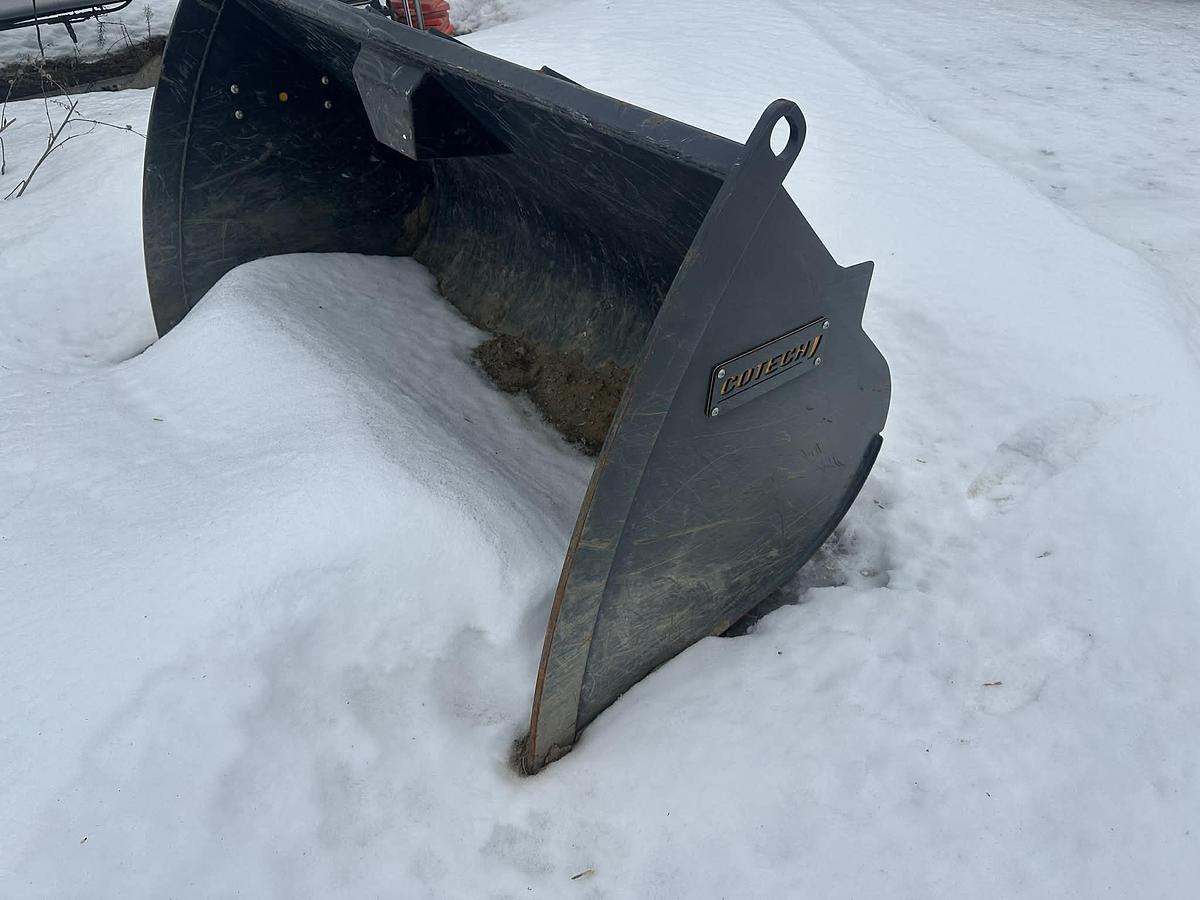 Used 2023 Takeuchi TW80