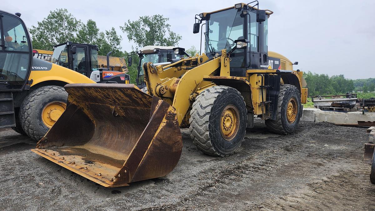 Used 2009 Caterpillar 938H