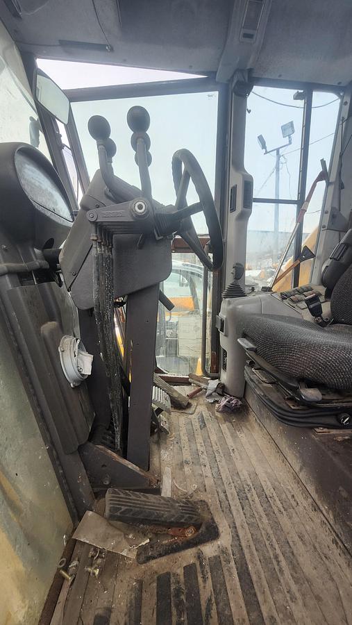 Used 2006 Volvo G940