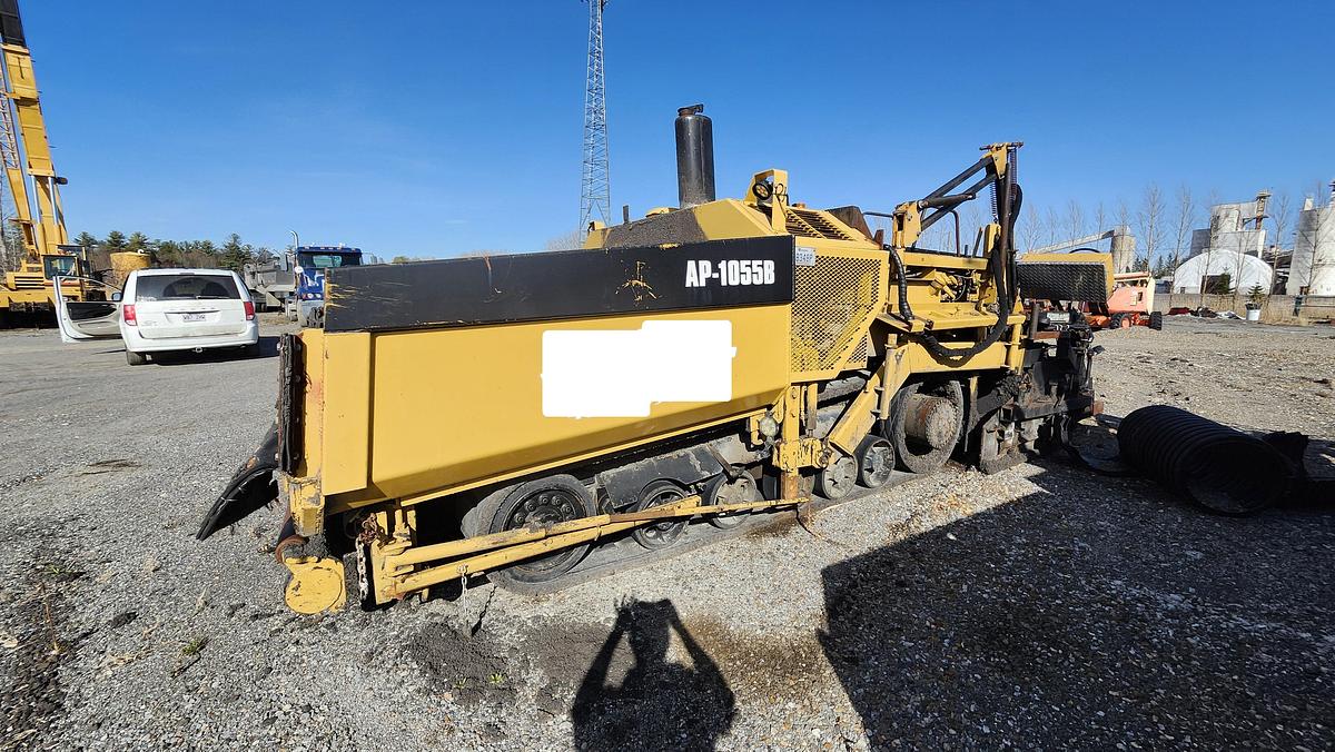 Used 1998 Caterpillar AP-1055B