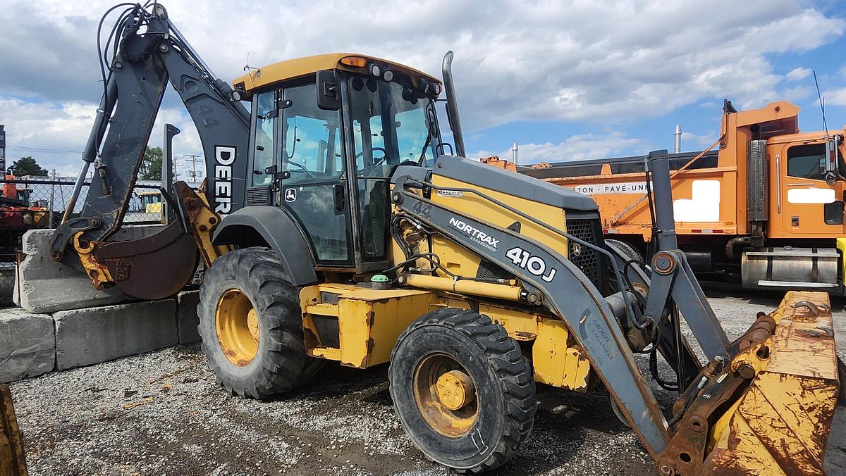 Used 2011 John Deere 410J