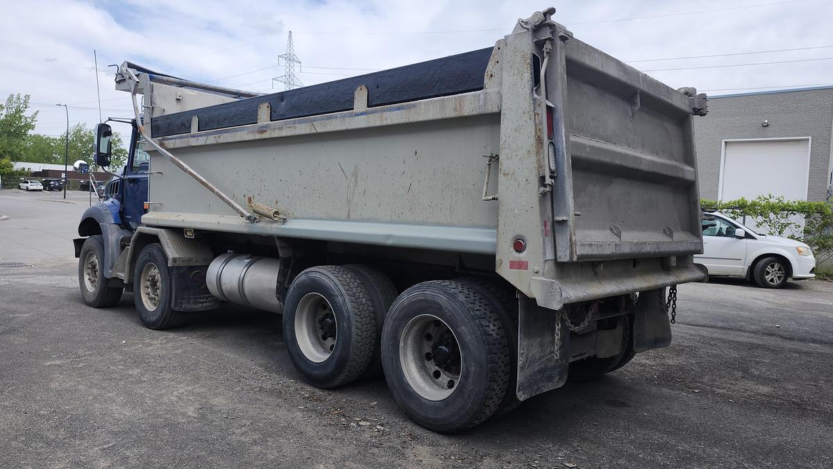 Used 2006 Mack CT713