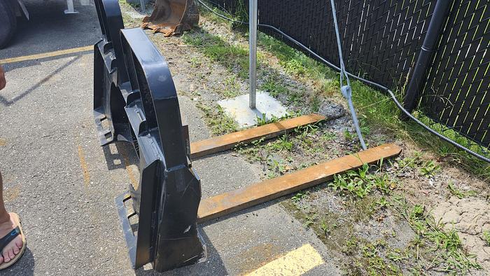 Used 2021 JCB 19C-1E