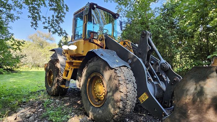 Used 2006 Volvo L70E