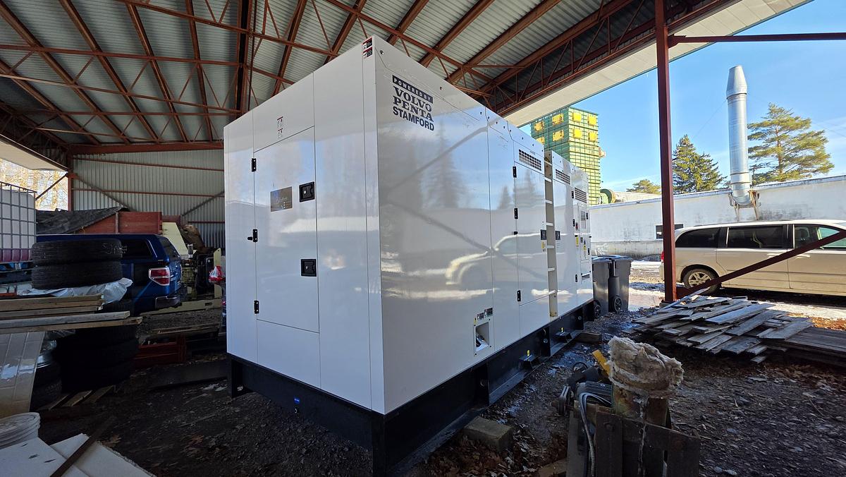 Used 2024 Volvo 500 kW