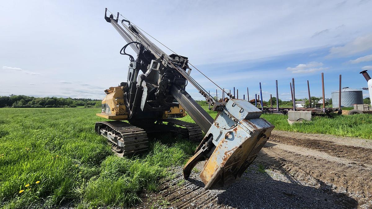 Used 2008 Caterpillar 320C FM