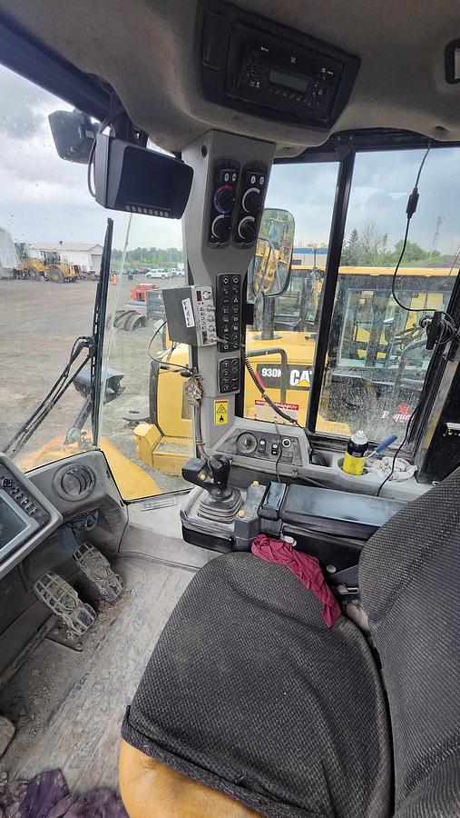 Used 2012 Caterpillar 980K