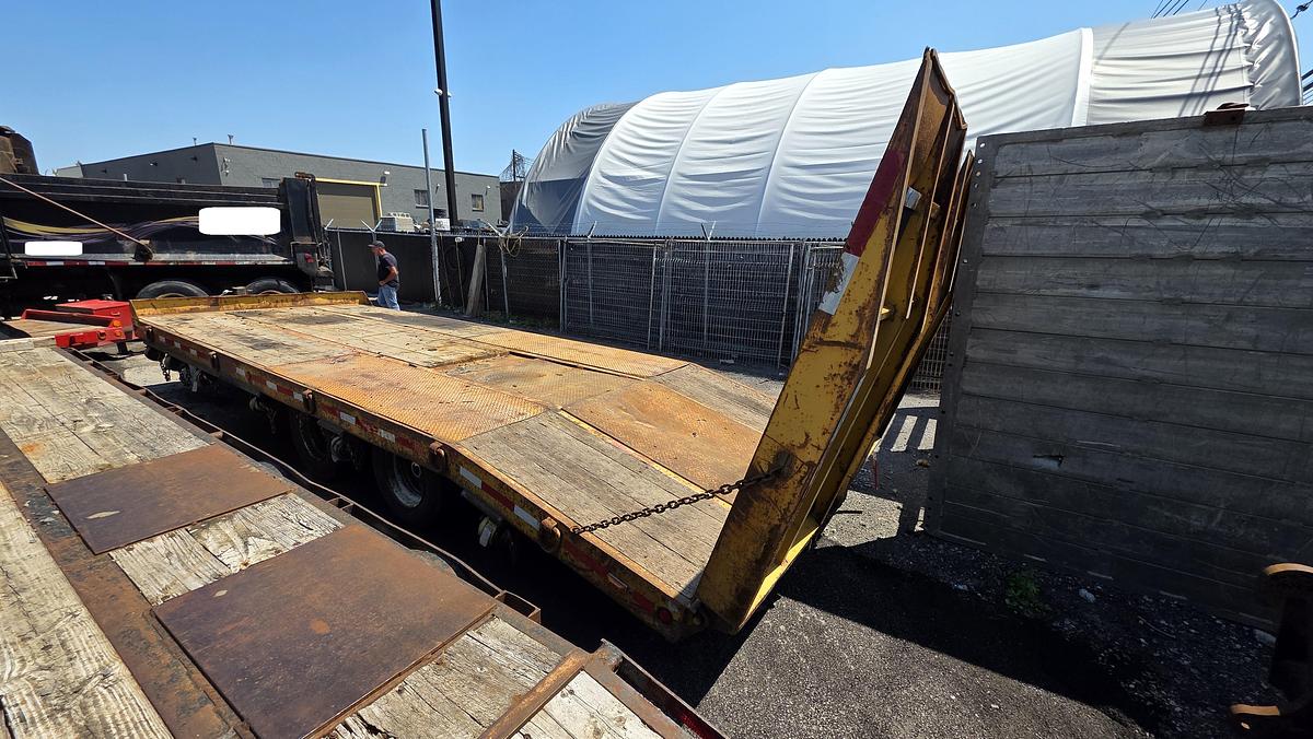 Used 2003 Talbert Tag 2 - 20 tons