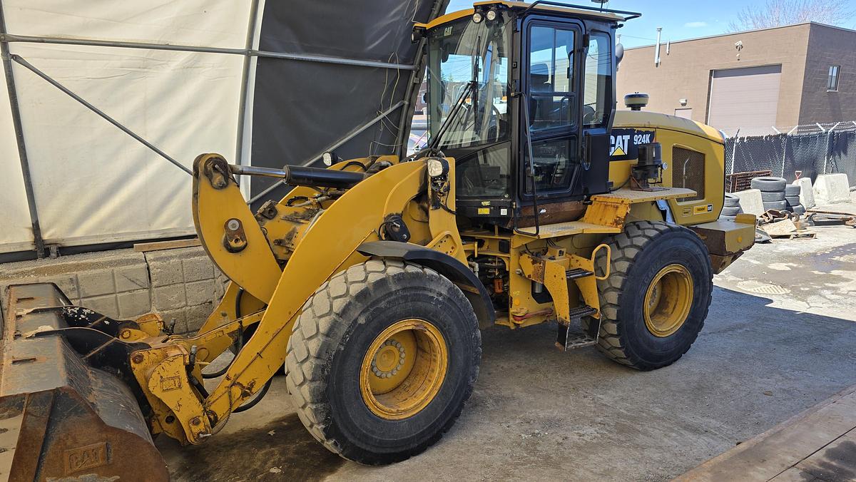 Used 2013 Caterpillar 924K