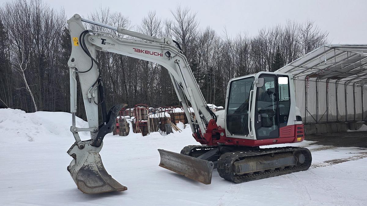 Used 2021 Takeuchi TB290
