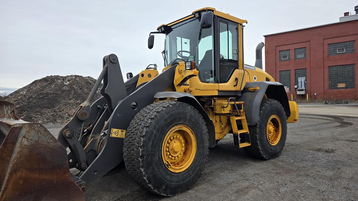 Used 2013 Volvo L90G