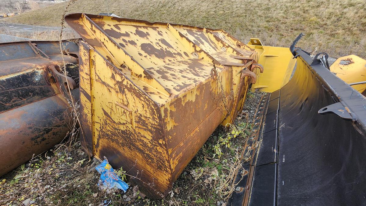 Used Caterpillar 132″ for Caterpillar 950H