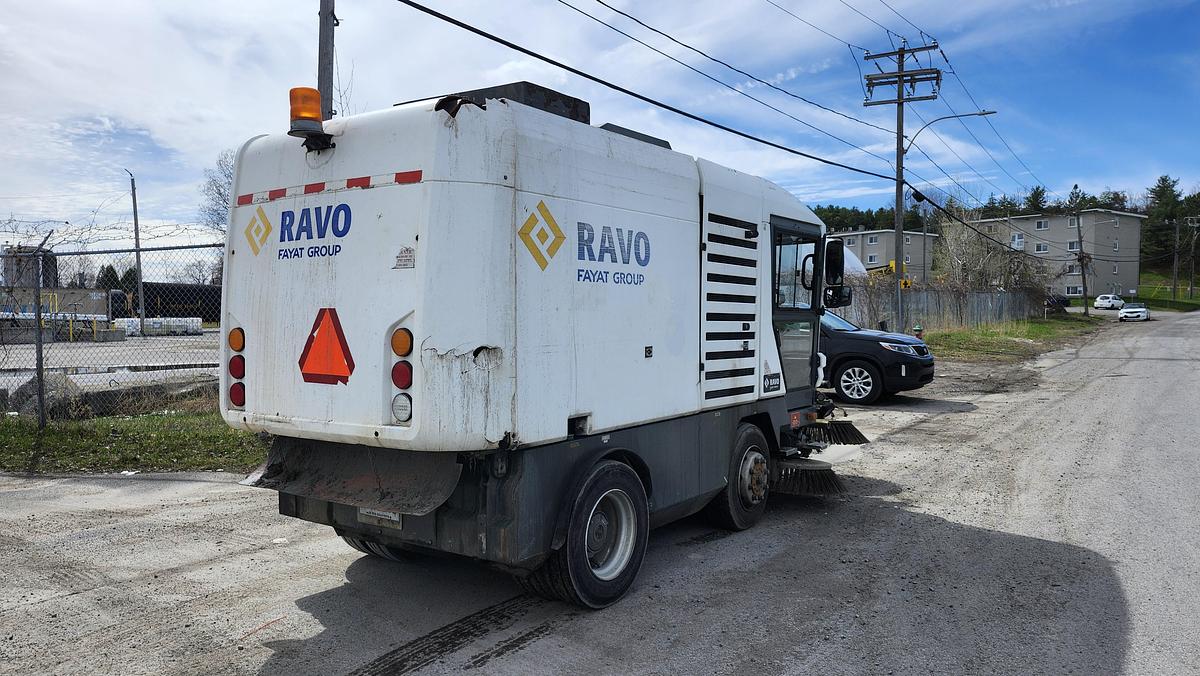Used 2014 Ravo 530