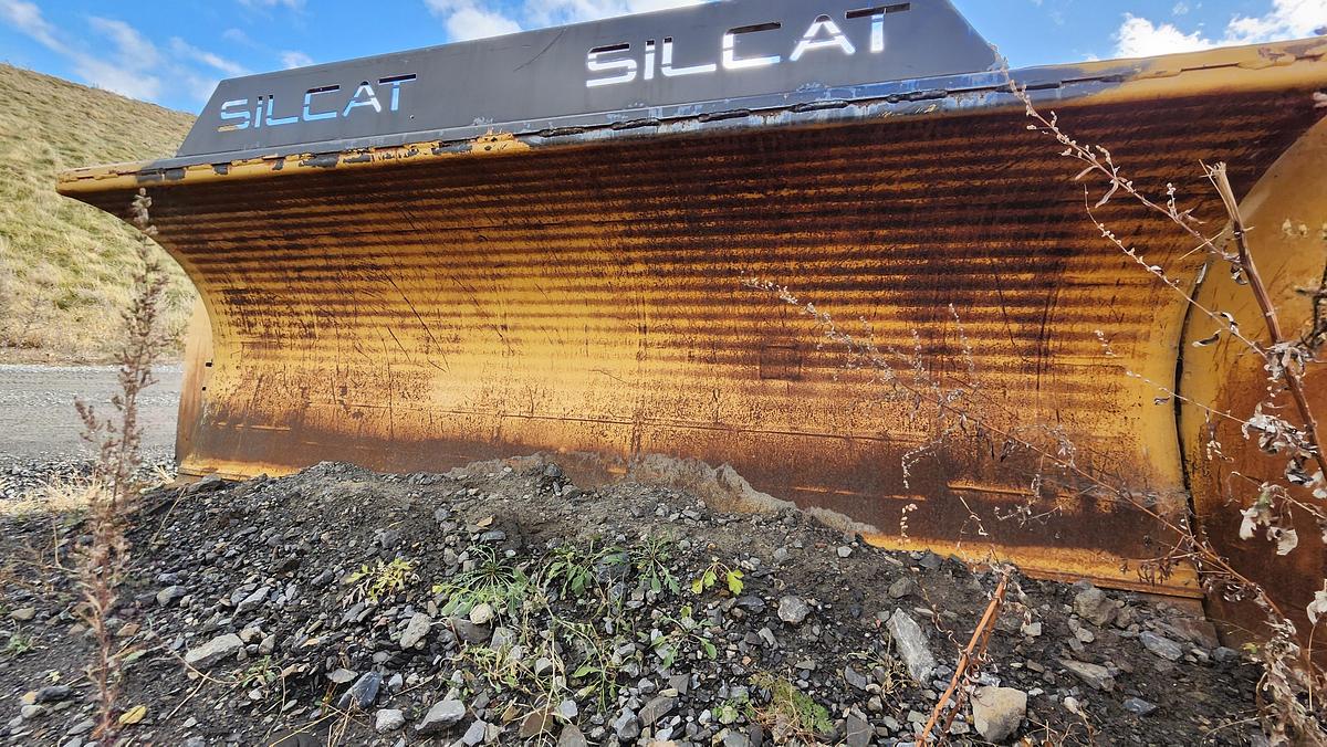 Used HLA 9-15 Extensible Plow