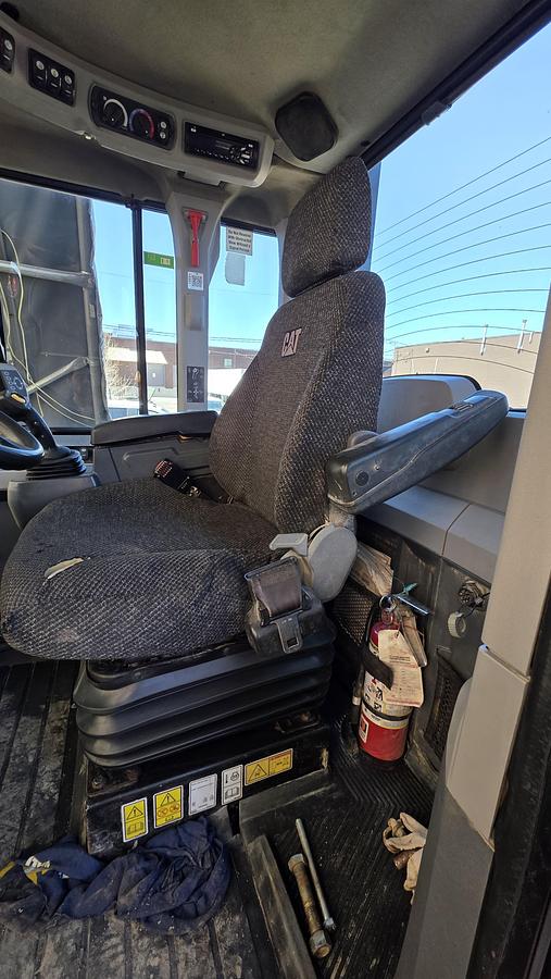 Used 2013 Caterpillar 924K