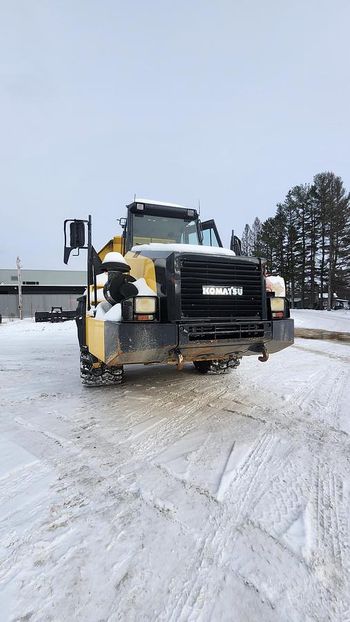 Used 2010 Komatsu HM300