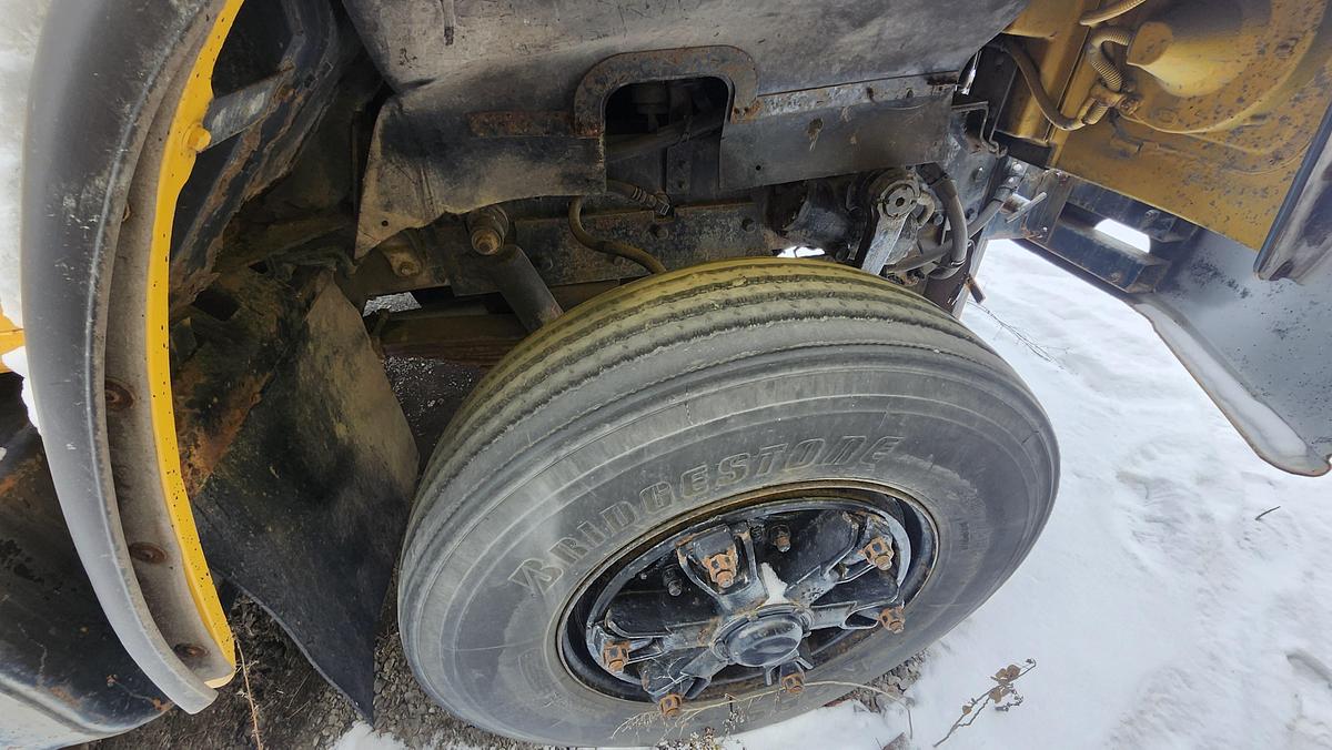 Used 1986 International S1900