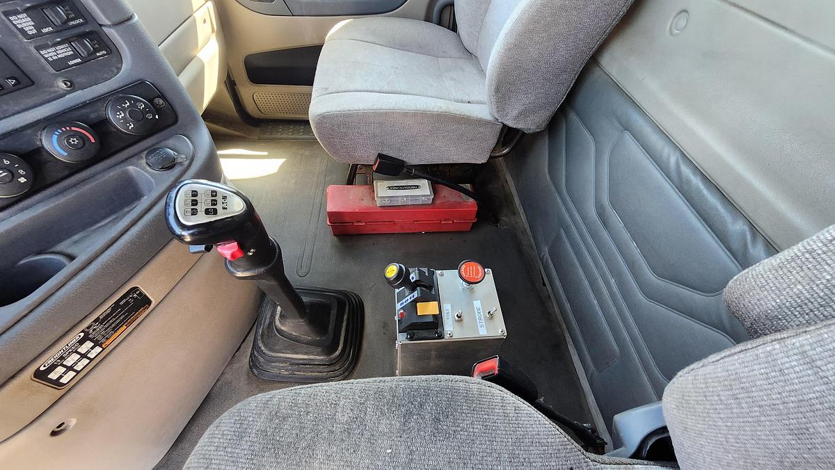 Used 2017 Freightliner Cascadia 125