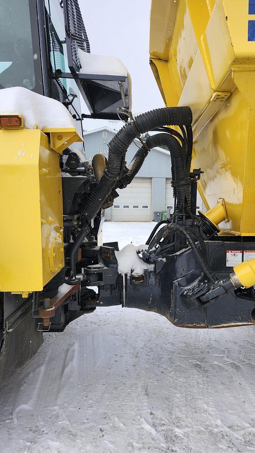 Used 2010 Komatsu HM300