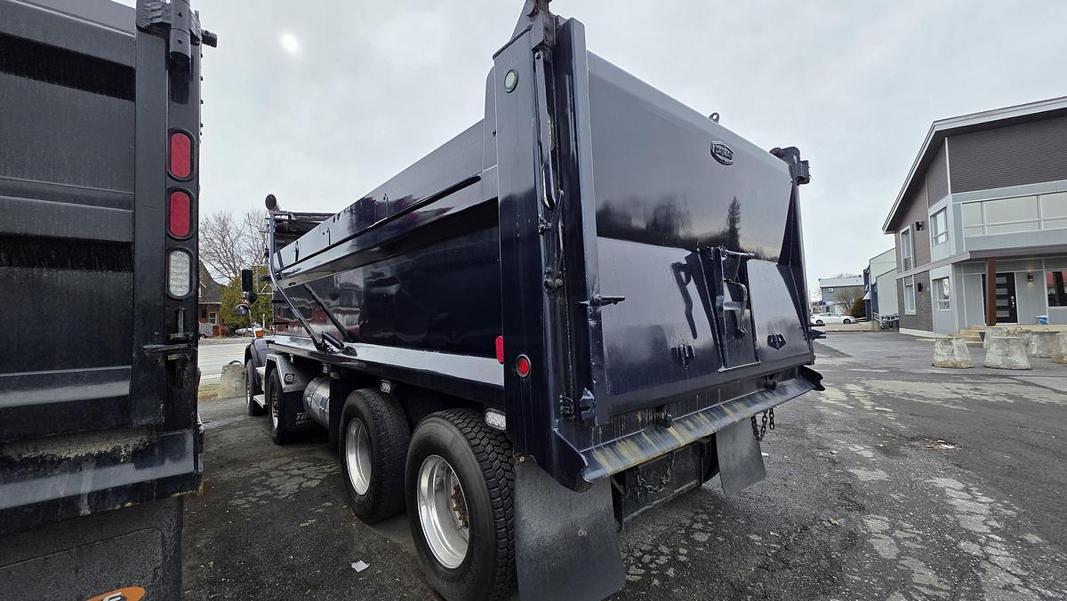 Used 2020 Kenworth T800