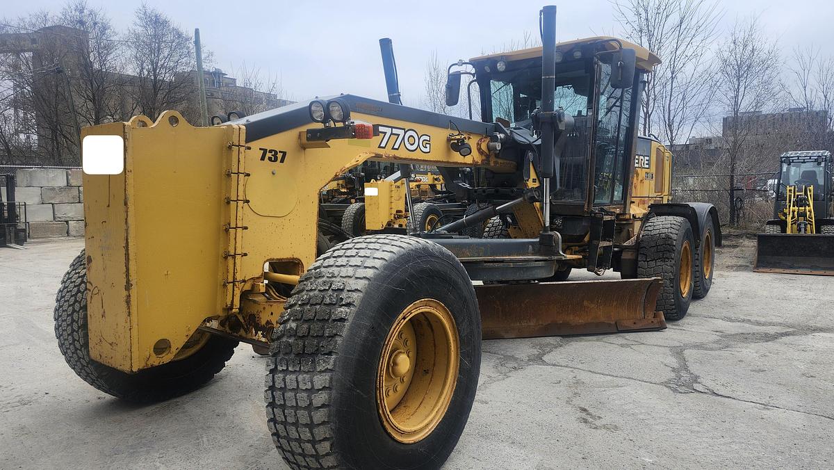 Used 2011 John Deere 770G