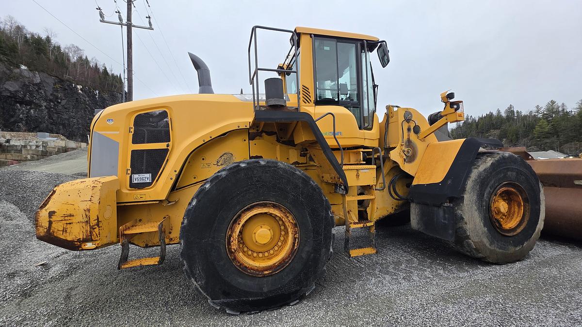 Used 2013 Volvo L180G