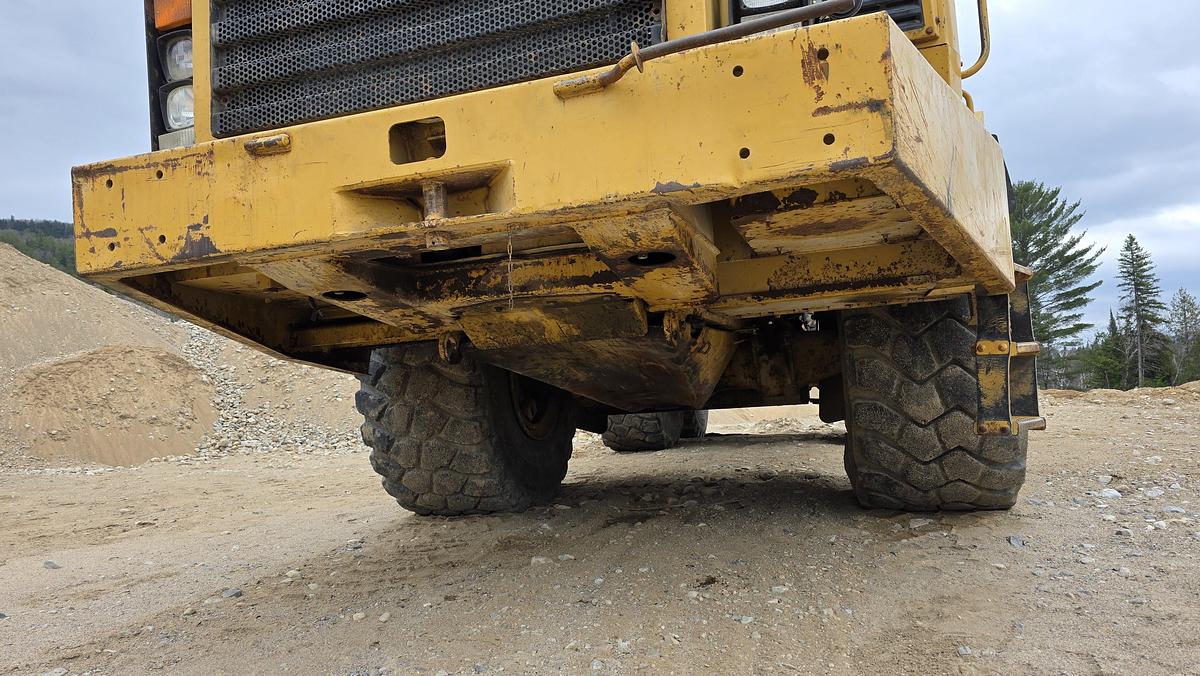 Used 1997 Caterpillar D400E