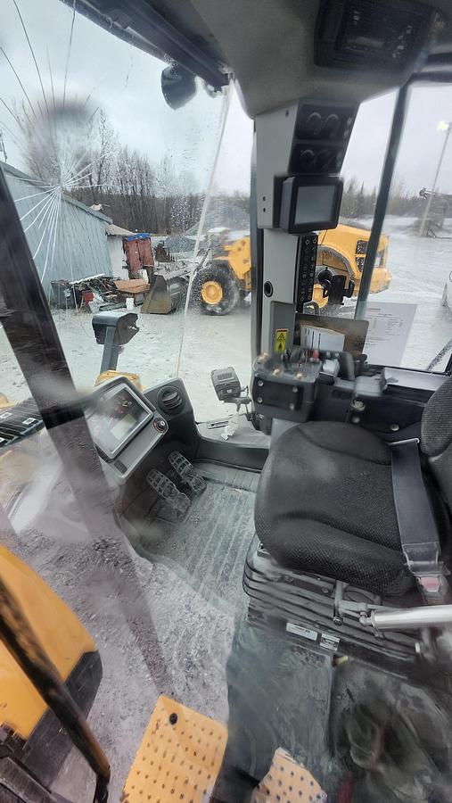 Used 2014 Caterpillar 972M