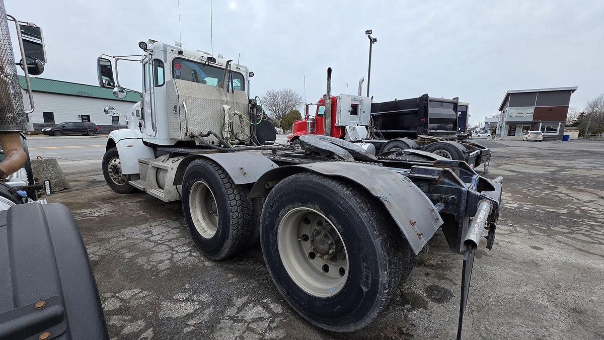 Used 2011 Peterbilt 378