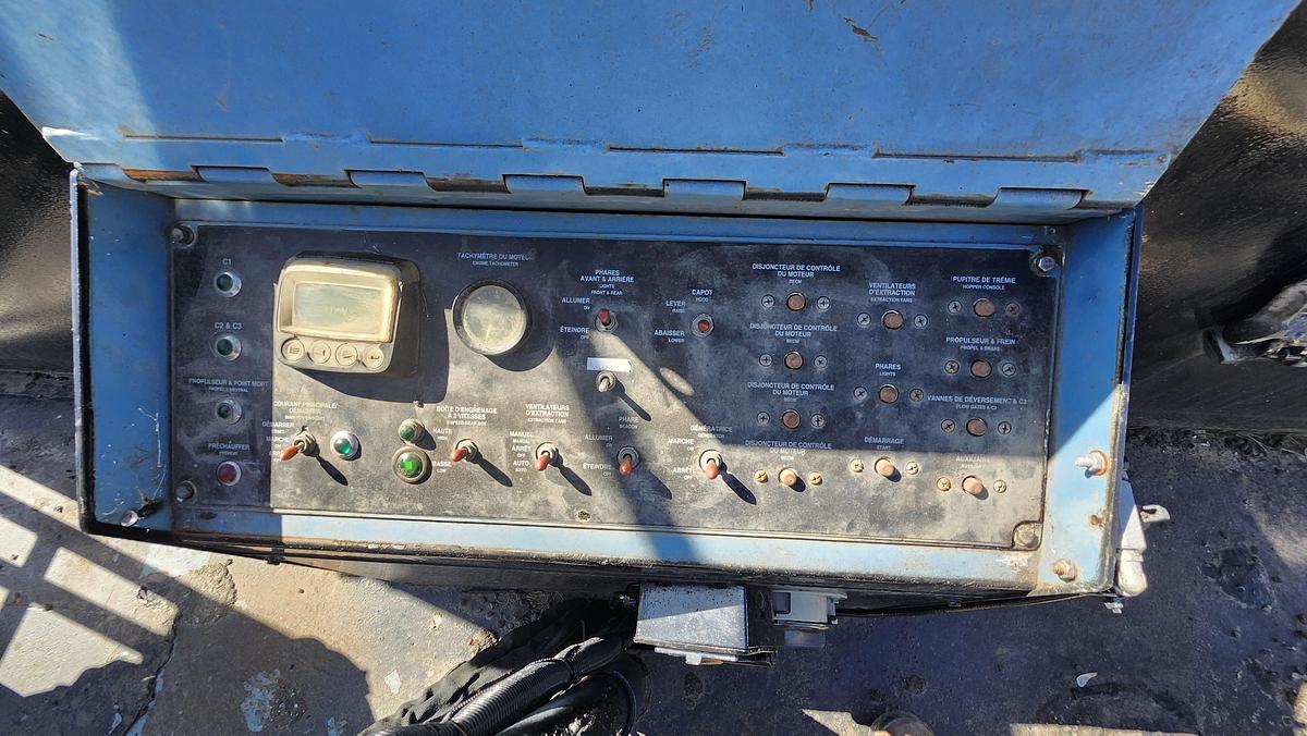 Used 2010 Roadtec SB2500D