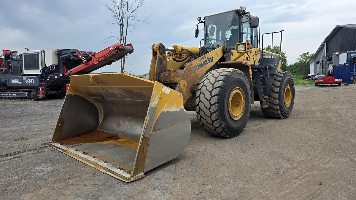 Used 2010 Komatsu WA480-6