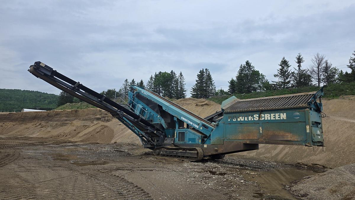 Used 2015 Powerscreen Chieftain 1700