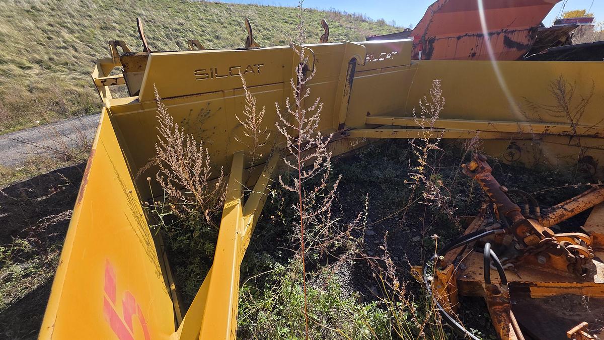 Used 12 Feet Fix Snow Plow with 8 feet pannels