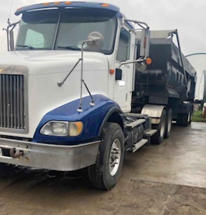 Used 2002 International Tandem