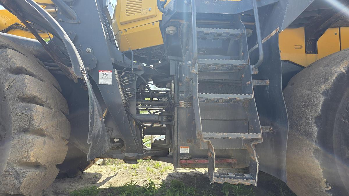 Used 2020 Komatsu WA500-8