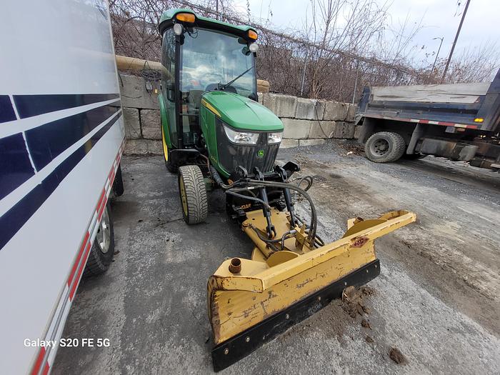 Used 2016 John Deere 3046R