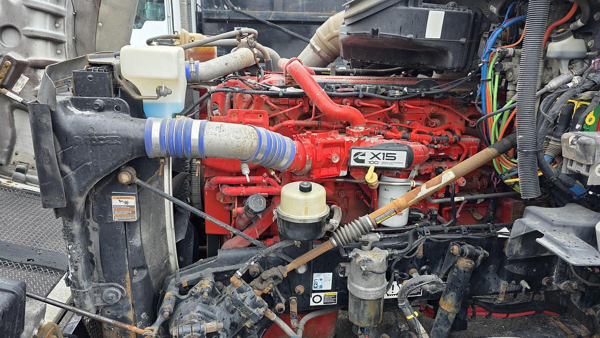 Used 2020 Kenworth T880