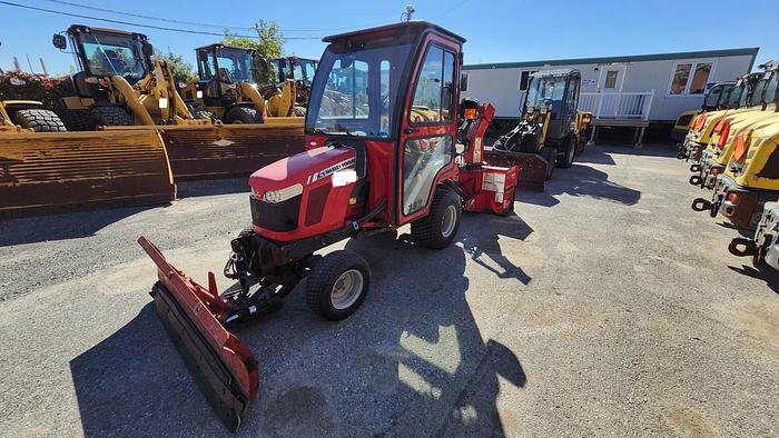 Used 2017 Massey-Fergusson GC1715L