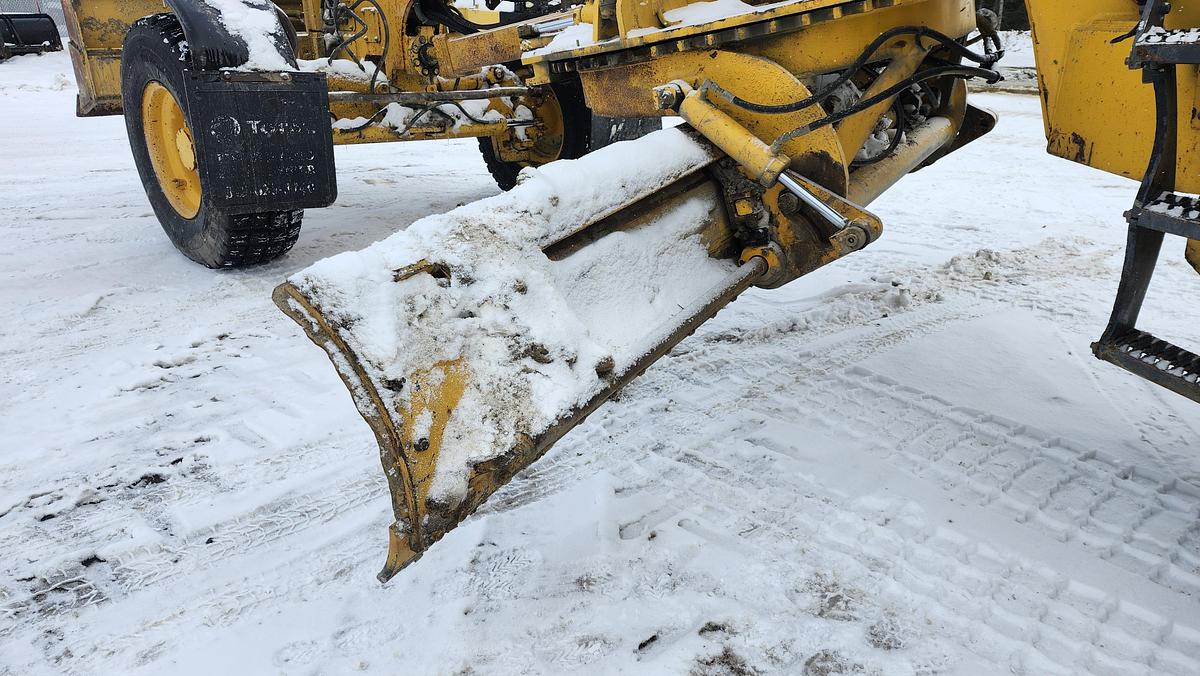 Used 2012 Volvo G970