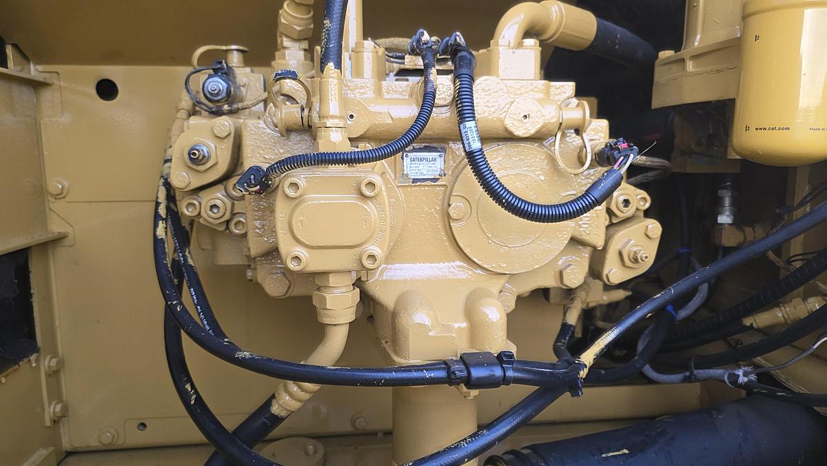 Used 2008 Caterpillar 320C FM