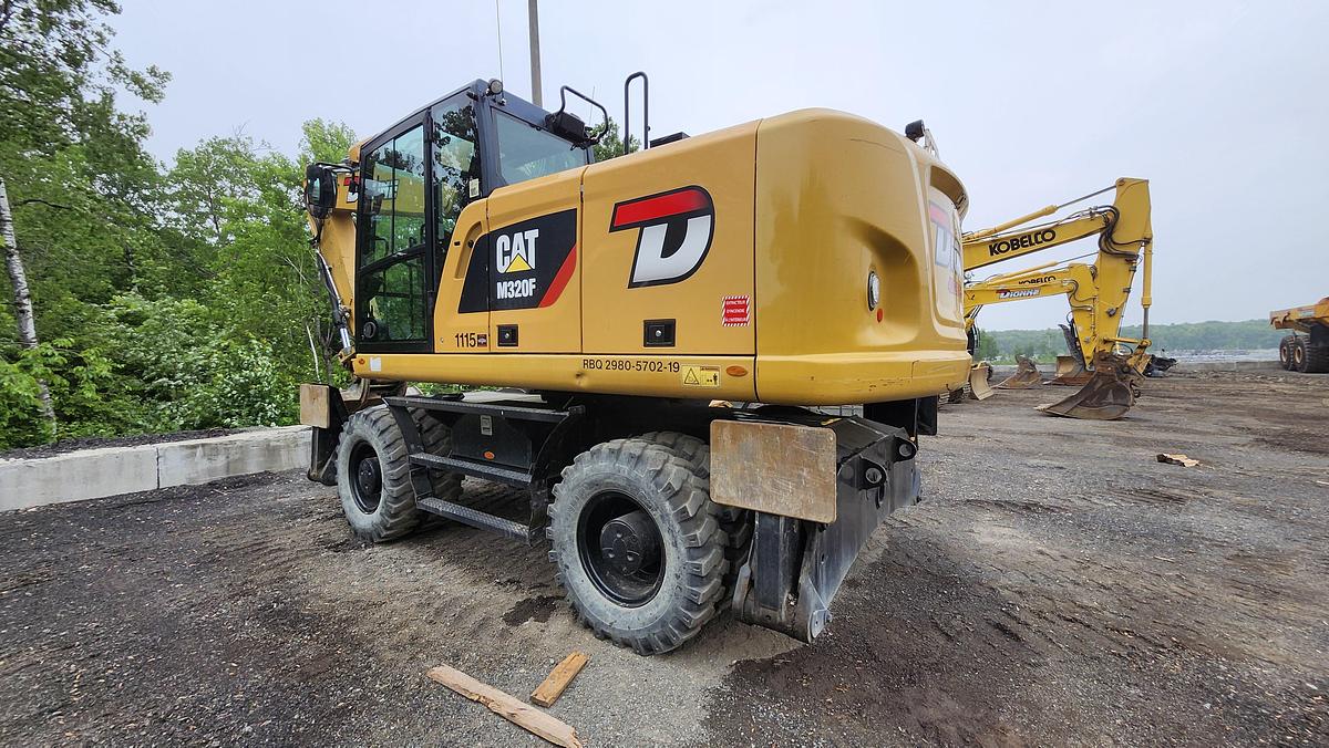 Used 2016 Caterpillar M320F
