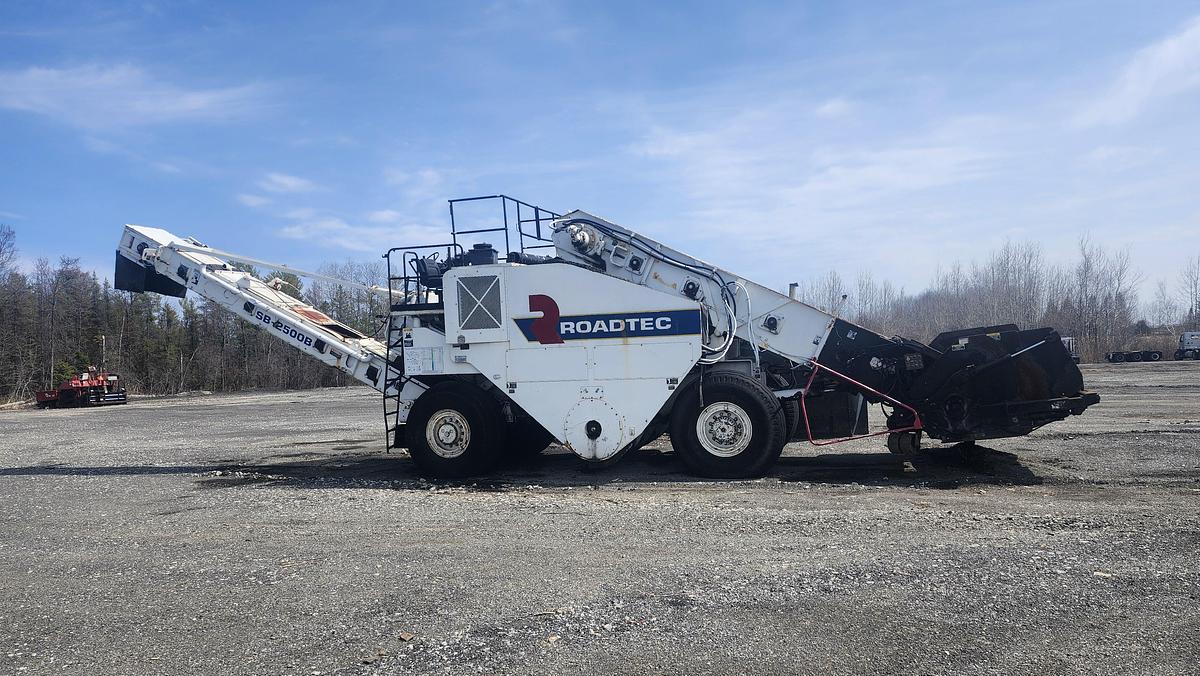 Used 2002 Roadtec SB2500B