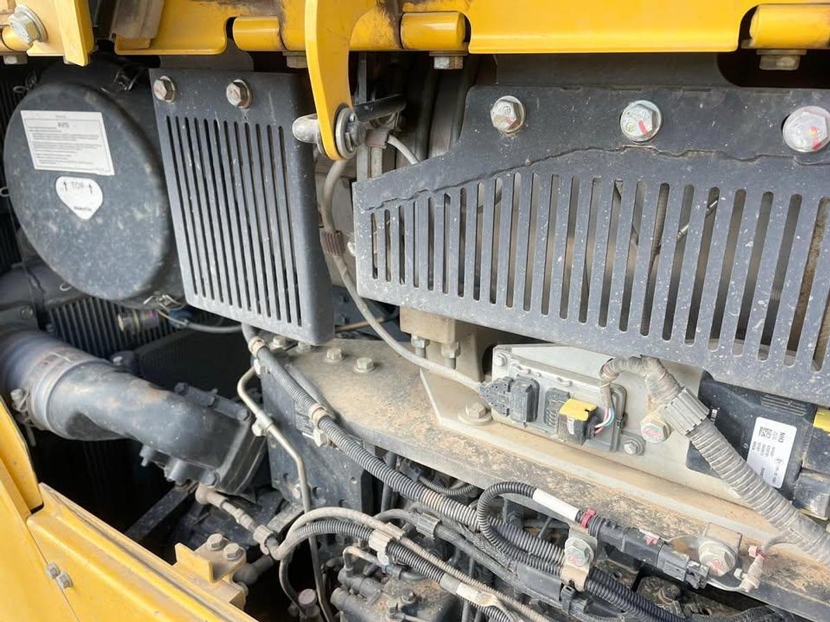 Used 2023 Komatsu D155 AX1-8