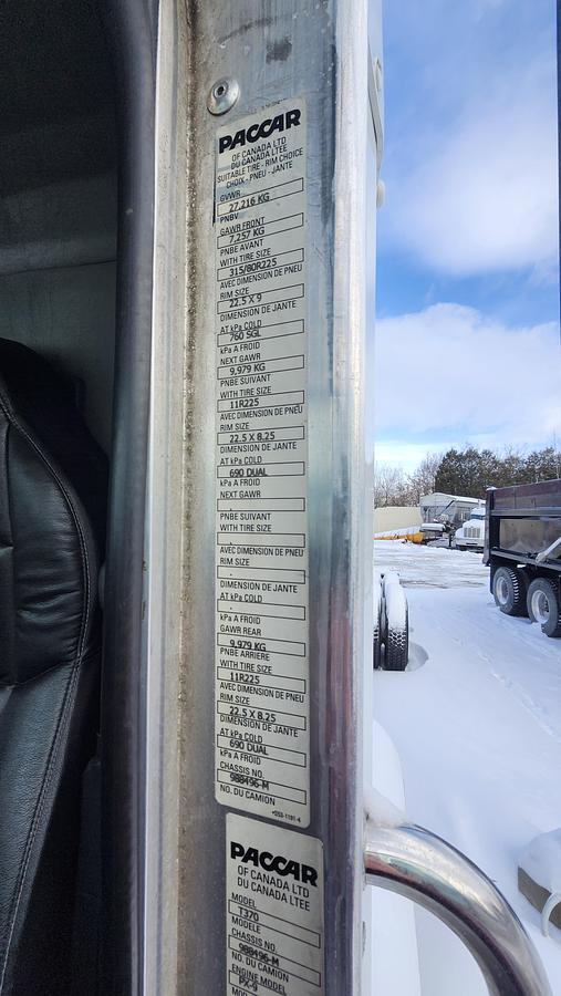 Used 2017 Kenworth T370